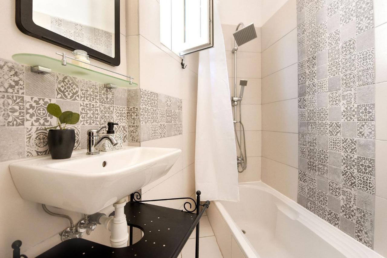 Stylish & Spacious Apartment Near The Old Town - A Touch Of History, A Dash Of Modernity Bukareszt Zewnętrze zdjęcie