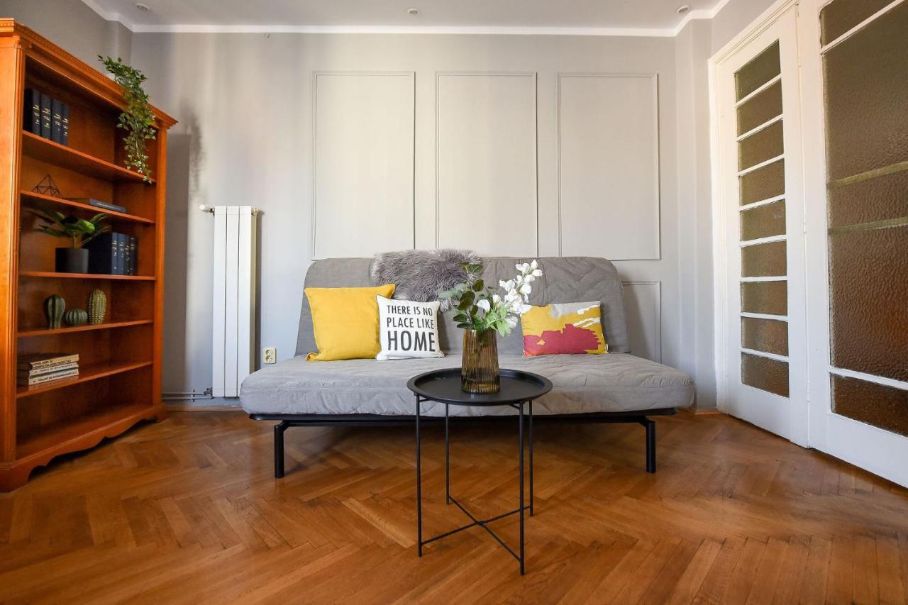 Stylish & Spacious Apartment Near The Old Town - A Touch Of History, A Dash Of Modernity Bukareszt Zewnętrze zdjęcie