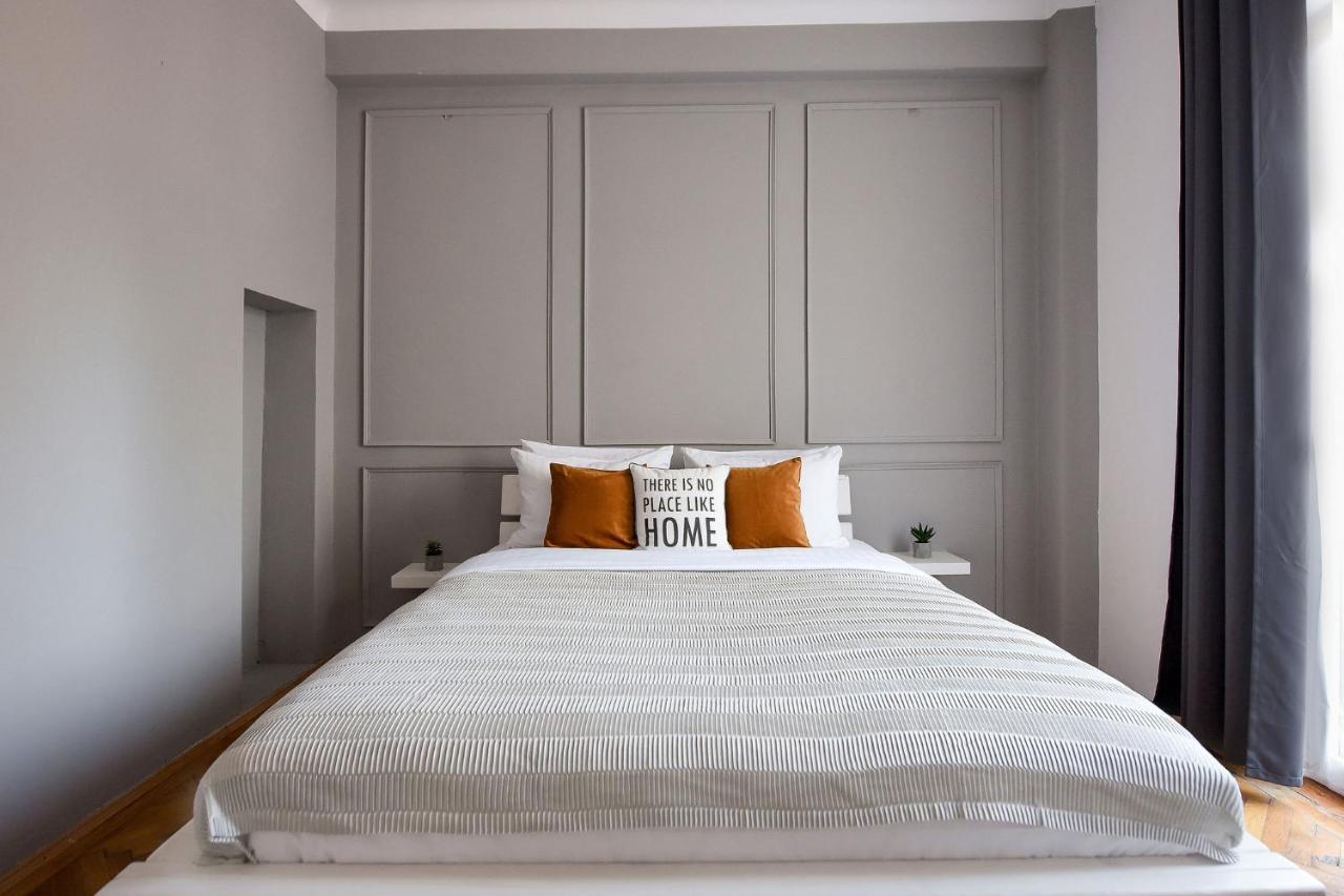Stylish & Spacious Apartment Near The Old Town - A Touch Of History, A Dash Of Modernity Bukareszt Zewnętrze zdjęcie