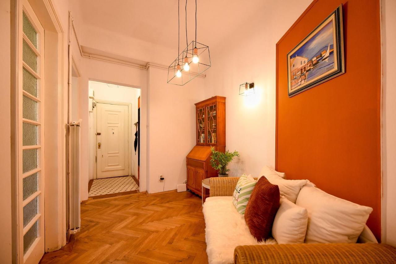 Stylish & Spacious Apartment Near The Old Town - A Touch Of History, A Dash Of Modernity Bukareszt Zewnętrze zdjęcie